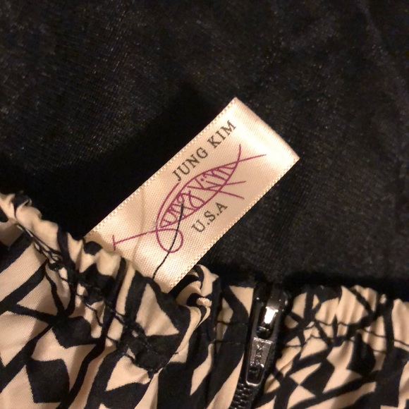 Simple strapless dress - Picture 4 of 4